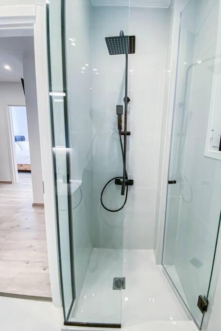 Syntagma Square, 60Sqm Platinum Suite Афины Экстерьер фото