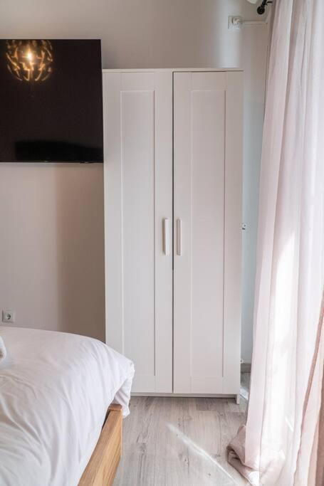 Syntagma Square, 60Sqm Platinum Suite Афины Экстерьер фото