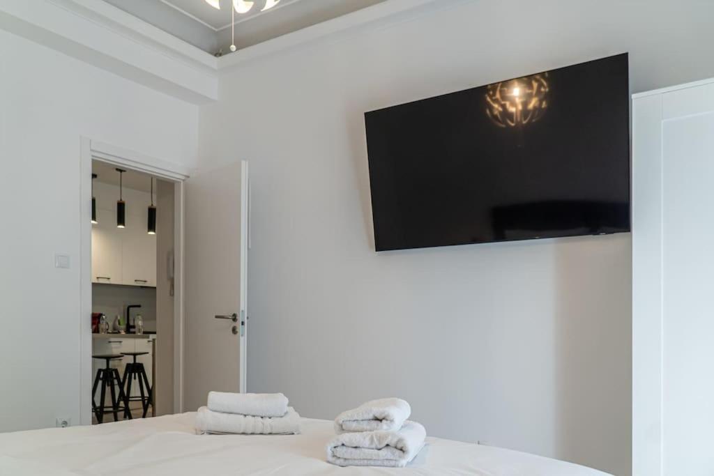 Syntagma Square, 60Sqm Platinum Suite Афины Экстерьер фото
