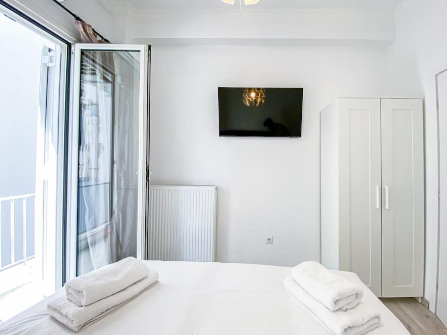 Syntagma Square, 60Sqm Platinum Suite Афины Экстерьер фото